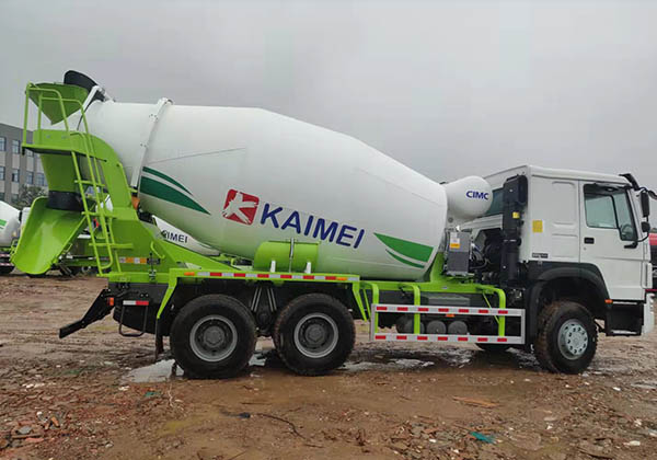 Central Asia Concrete Mixer Truck