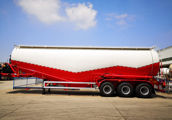 Powder Tank Truck--Two compartmentsSoutheast Asia 